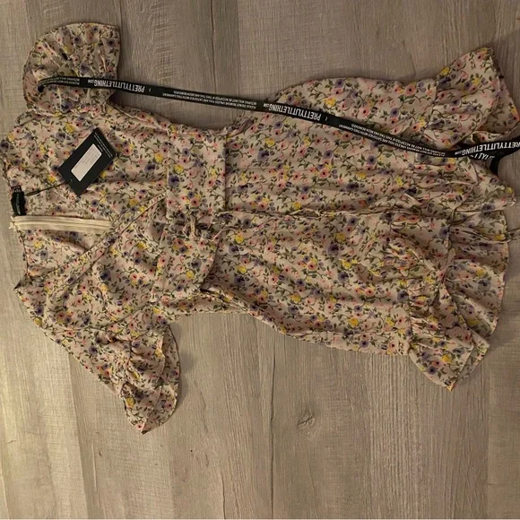 PrettyLittleThing Cream Ruffled Sundress NWT - Picture 6 of 7